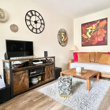 Joli 2 Pieces Avec Grand Jardin *