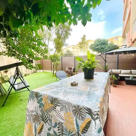 Apartament Joli 2 Pieces Avec Grand Jardin Mentona
