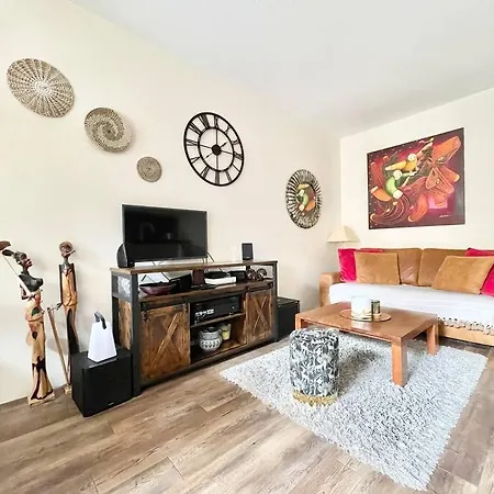 Joli 2 Pieces Avec Grand Jardin